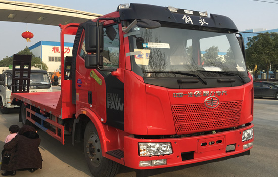 【國(guó)五】解放J6單橋平板車(chē)