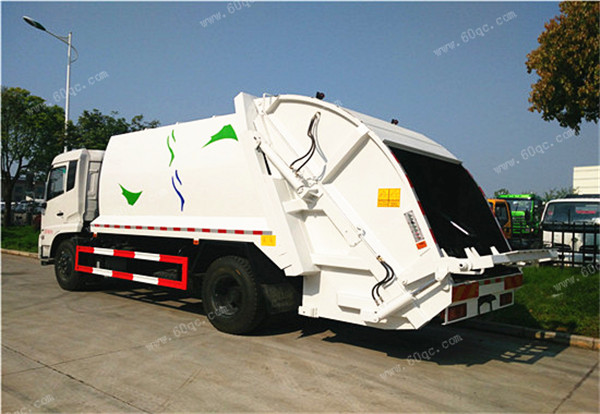國五東風(fēng)天錦壓縮式垃圾車 國五東風(fēng)天錦壓縮式垃圾車